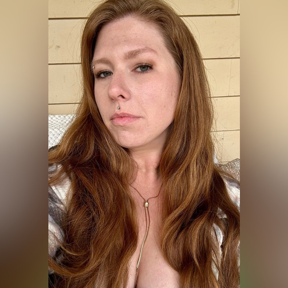 Meet your Posher, Micha - Picture 1 of 1